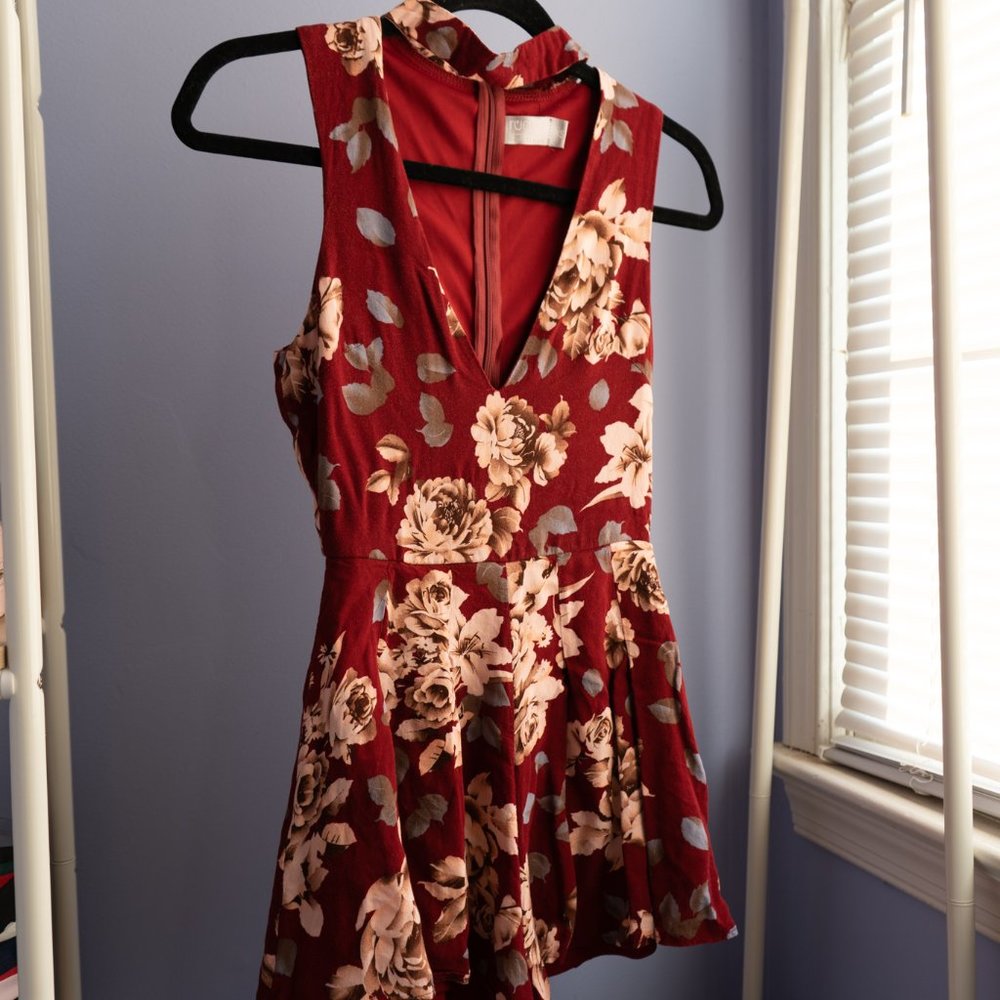 LF Floral Burgundy Choker Romper (XS)